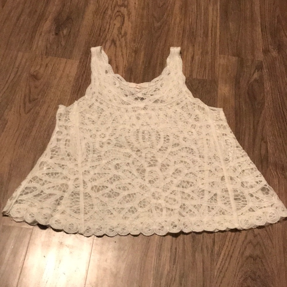 Boutique sheer lace tank size Medium
